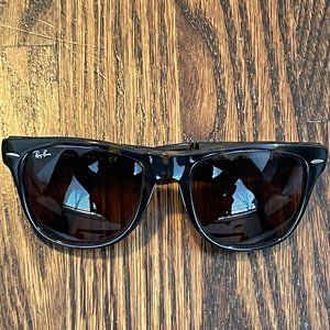 RAY-BAN WAYFARER FOLDING CLASSIC